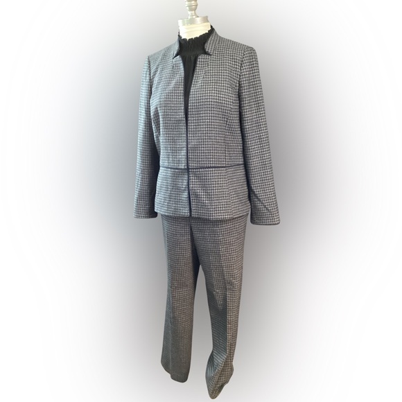 Talbots Houndstooth Pantsuit - Blue and Gray - Picture 4 of 16
